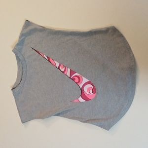 Girls 6X Nike shirt